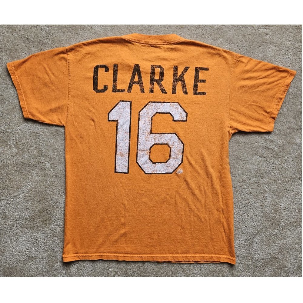 Philadelphia Flyers Bobby Clarke #16 Short Sleeve T-Shirt Men's Large
